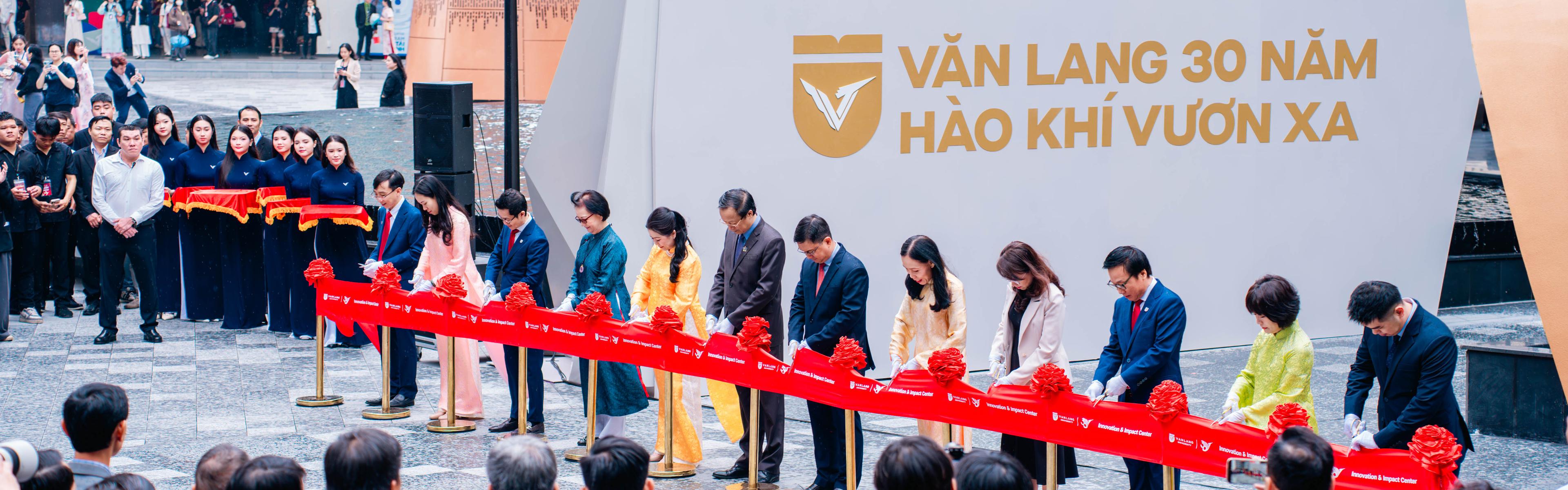 Văn Lang University receives second-class Labour Order on 30th ...