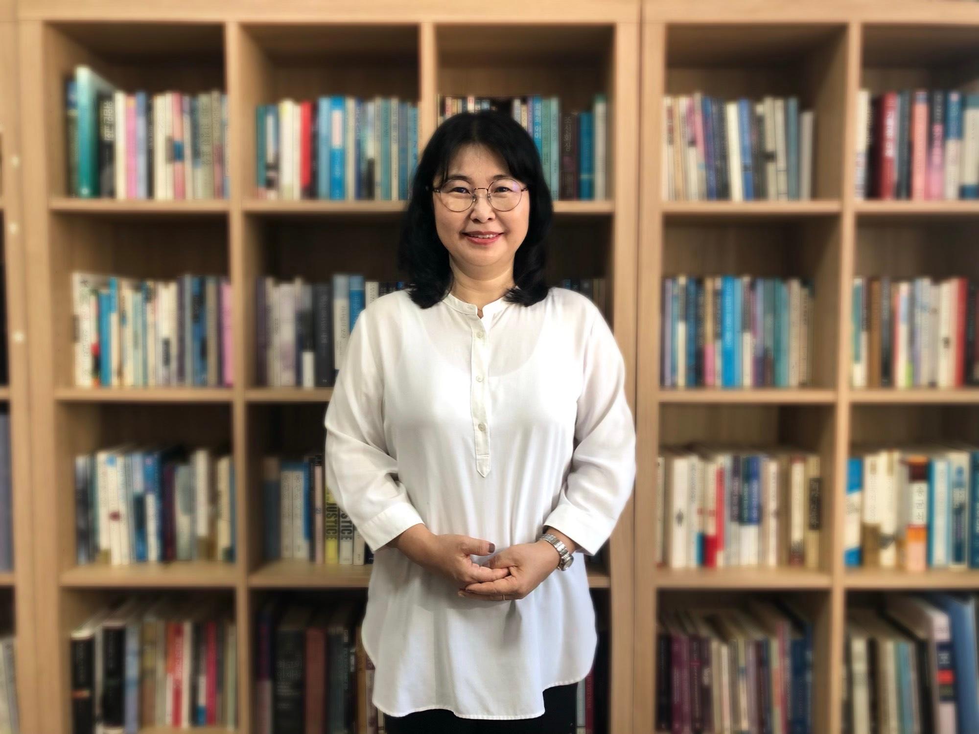 Lim Si Youn, MA.