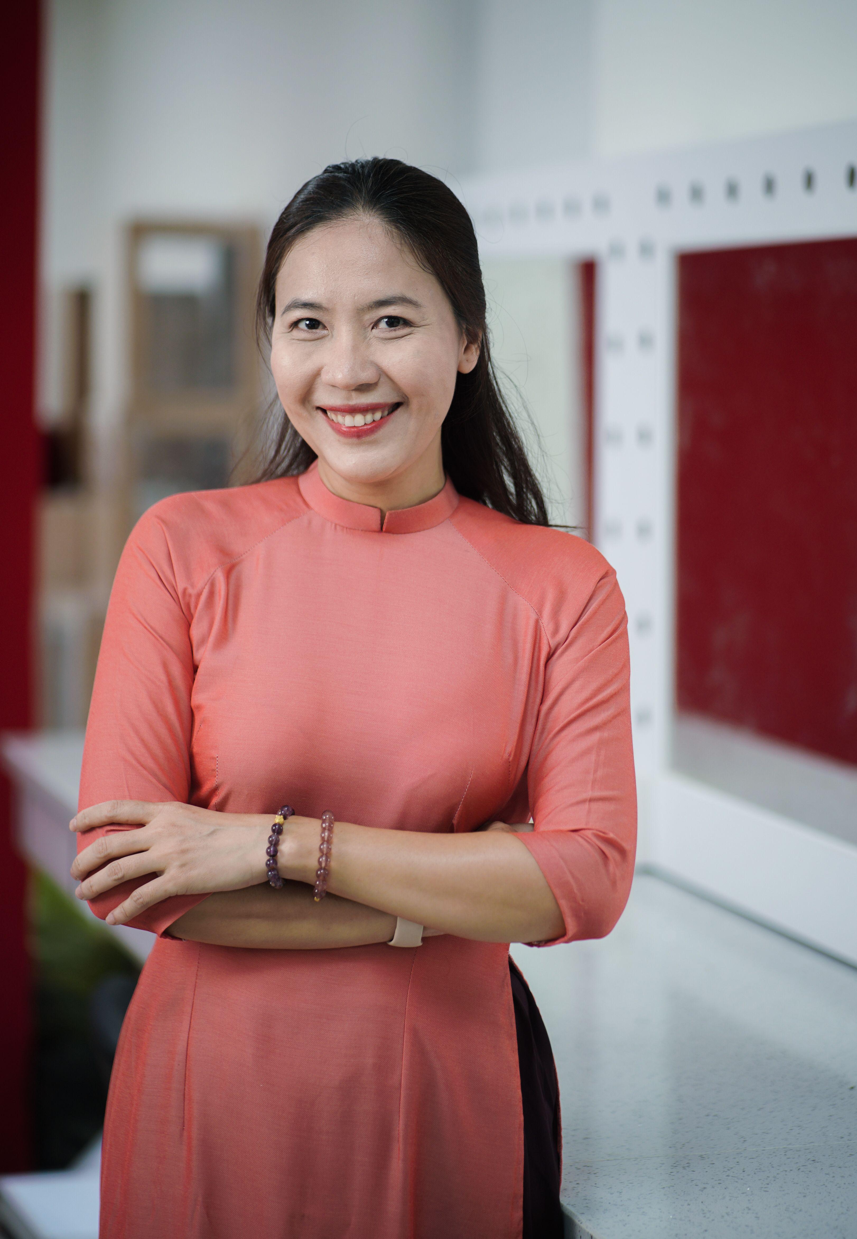 Director. Nguyen Thi Thuy Dung
