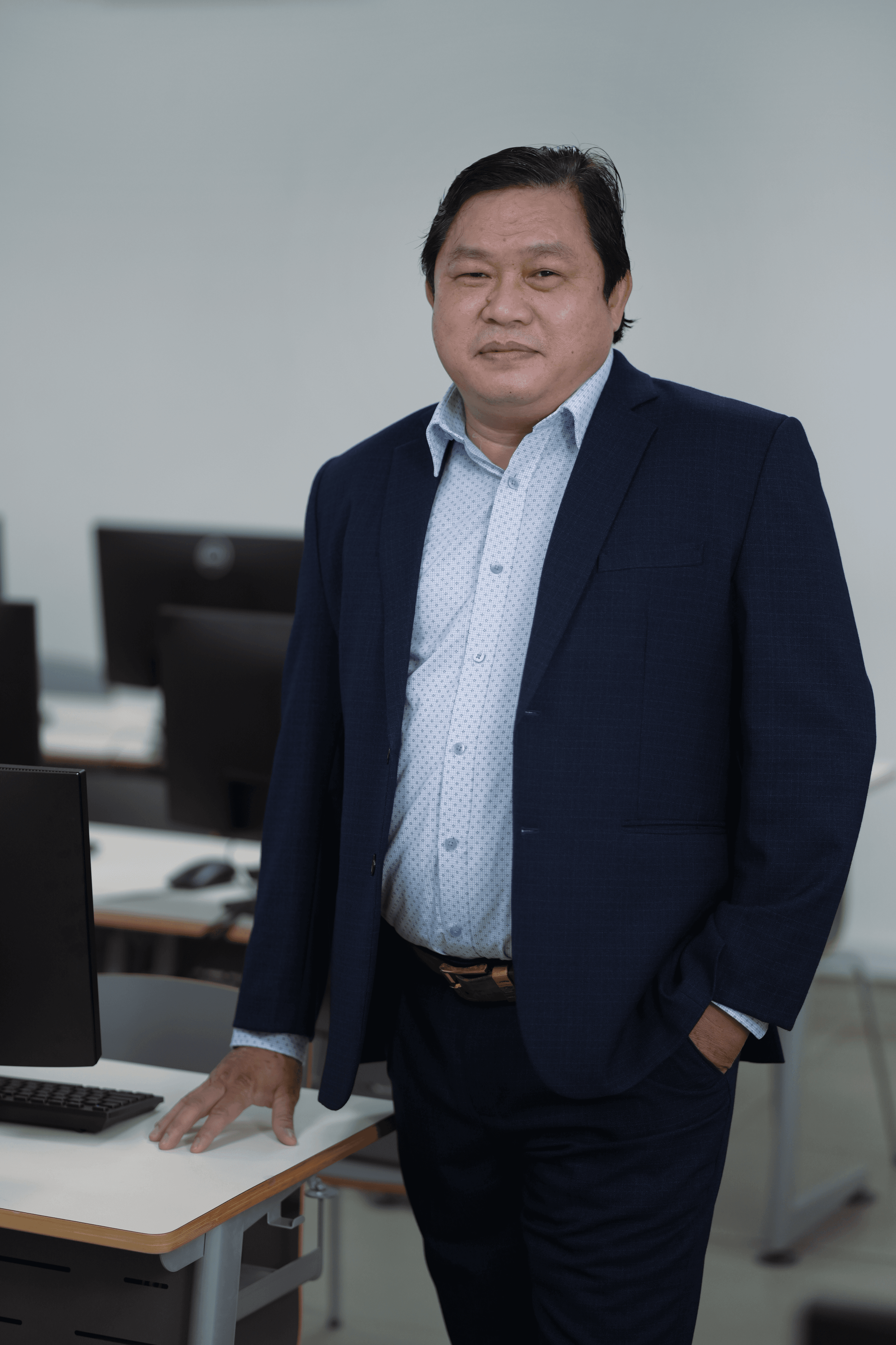 TS. Trần Ngọc Việt