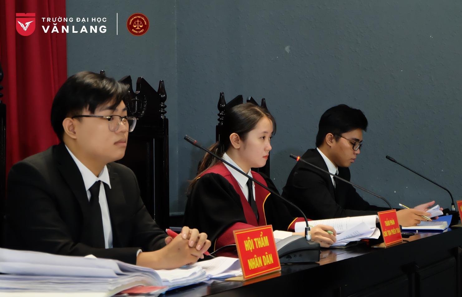 Trường Đại học Văn Lang - VLU | Van Lang University